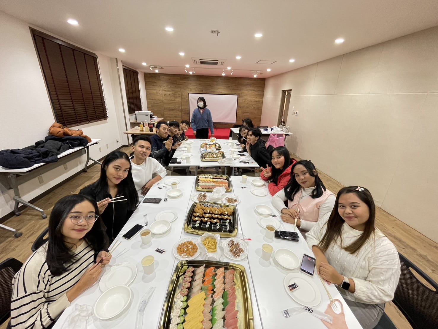 Penyambutan setelah tiba dijepang. Makan Susi sepuanya