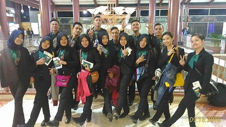 Penerbangan Job Plastik Molding