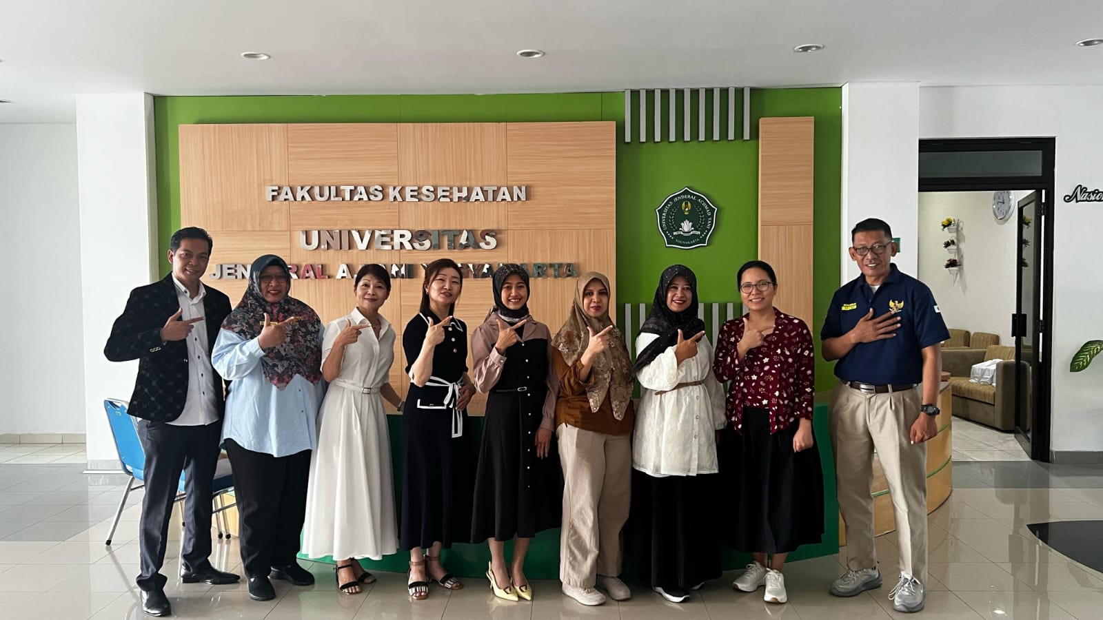 Sosialisasi di Stikes Ahmadyani